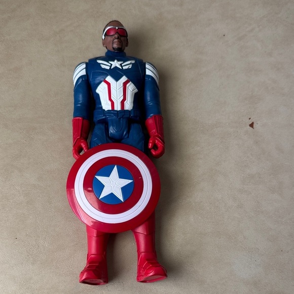 Other - Marvel Captain America - 12" action figure